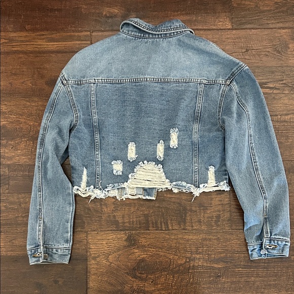 SHEIN Blue Distressed Cropped Jean Jacket - Picture 2 of 3